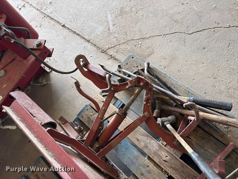 image for item DZ5444 Tire machines