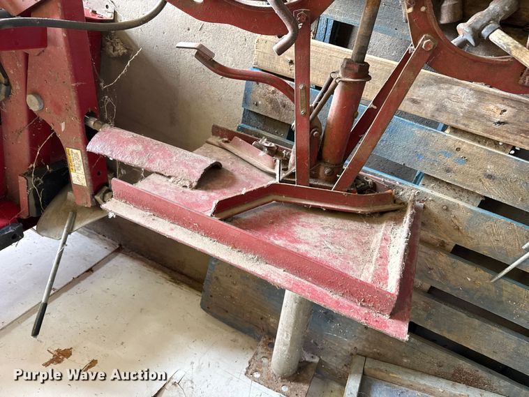 image for item DZ5444 Tire machines