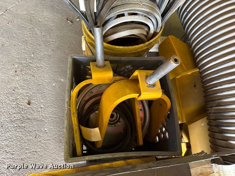 image for item DZ5445 Hustler Super Z ZTR lawn mower