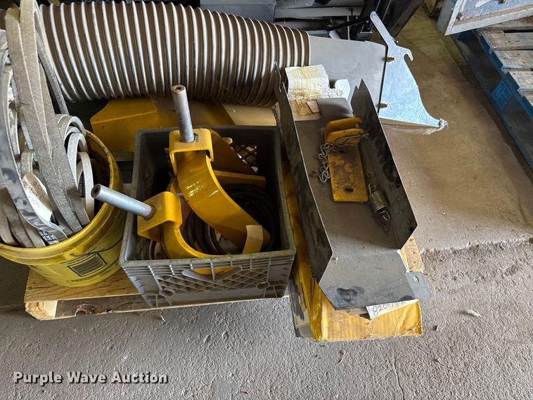 image for item DZ5445 Hustler Super Z ZTR lawn mower