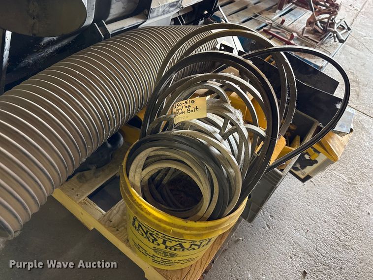 image for item DZ5445 Hustler Super Z ZTR lawn mower