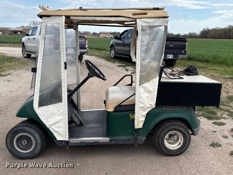 image for item DZ5447 1997 EZ-GO golf cart