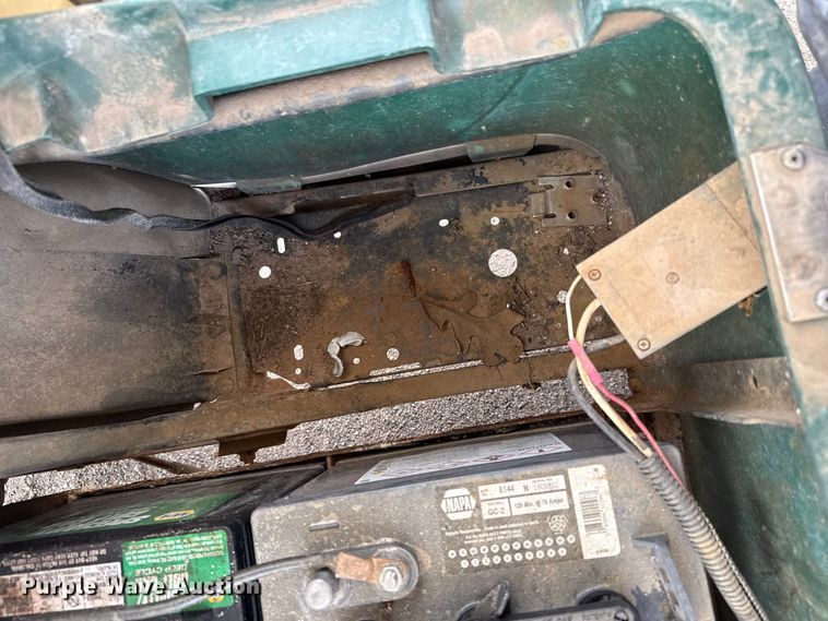 image for item DZ5447 1997 EZ-GO golf cart