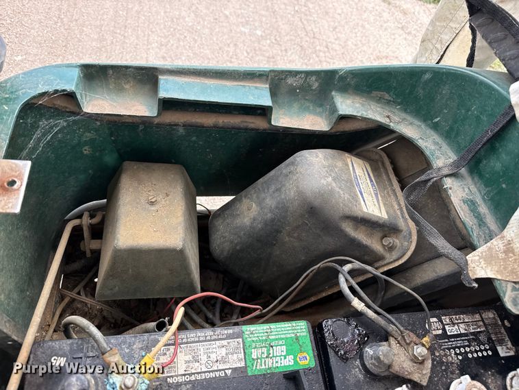 image for item DZ5447 1997 EZ-GO golf cart