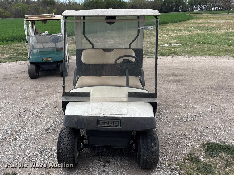 image for item DZ5448 1998 EZ-GO golf cart