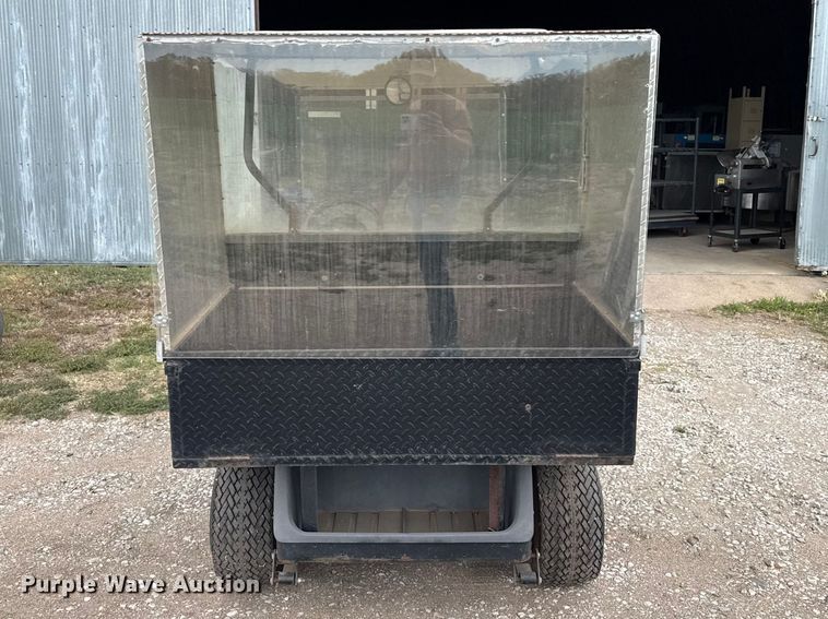 image for item DZ5448 1998 EZ-GO golf cart