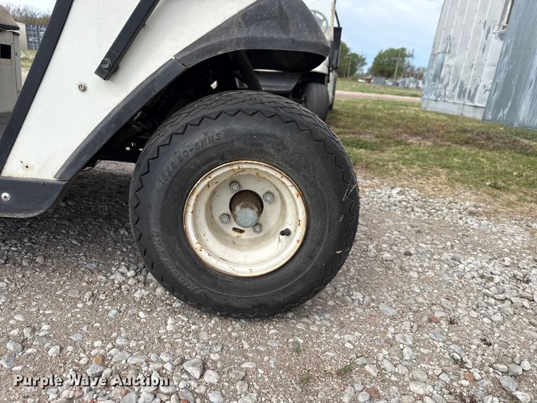 image for item DZ5448 1998 EZ-GO golf cart