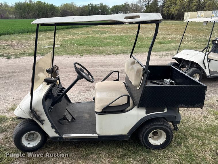 image for item DZ5449 1998 EZ-GO golf cart