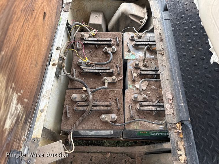 image for item DZ5449 1998 EZ-GO golf cart