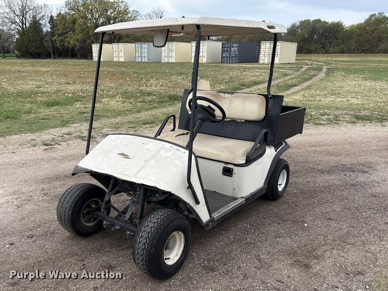 image for item DZ5450 1999 EZ-GO golf cart
