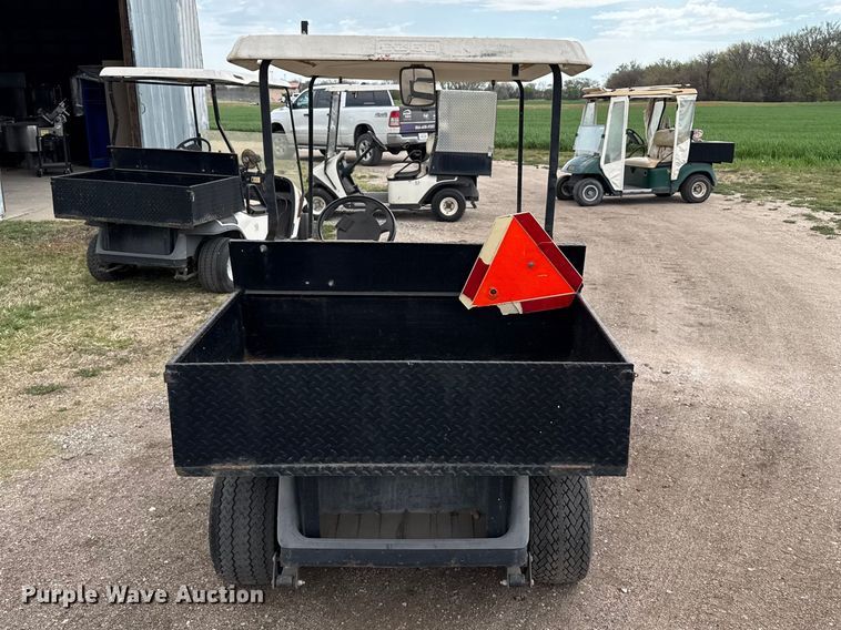 image for item DZ5450 1999 EZ-GO golf cart
