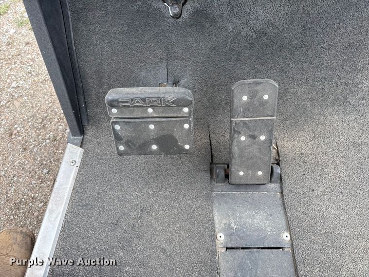 image for item DZ5450 1999 EZ-GO golf cart