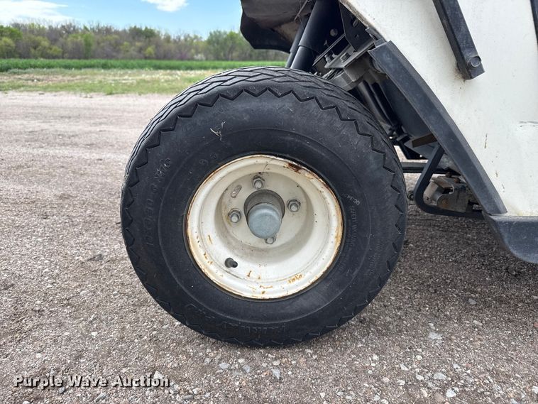 image for item DZ5450 1999 EZ-GO golf cart