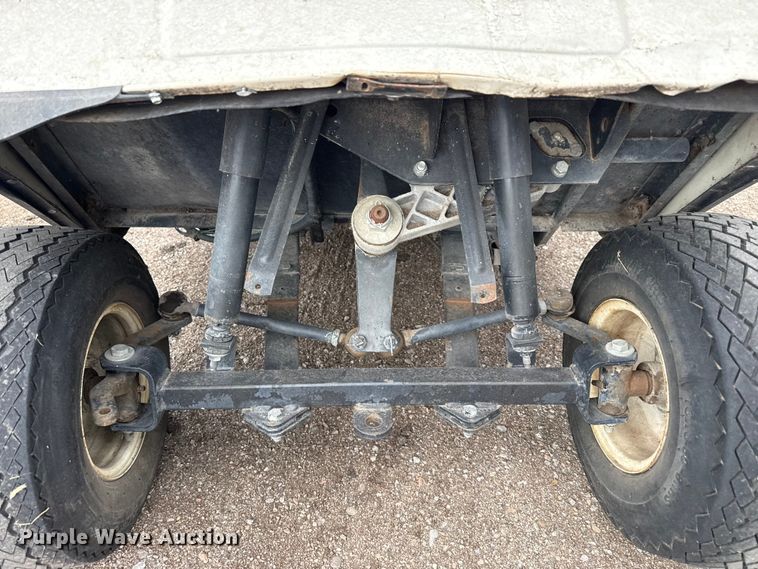 image for item DZ5450 1999 EZ-GO golf cart