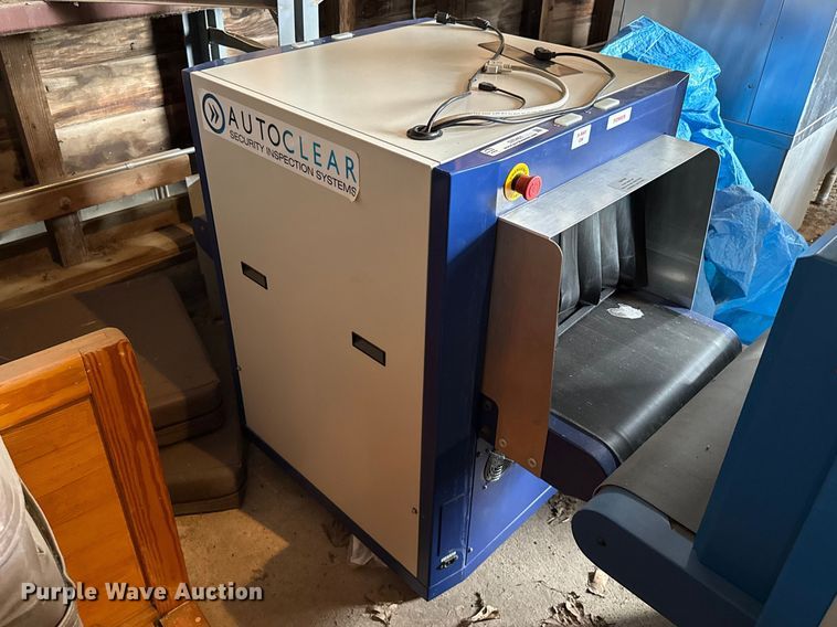 image for item DZ5451 Autoclear 5333-160KV-DVS security x-ray machine