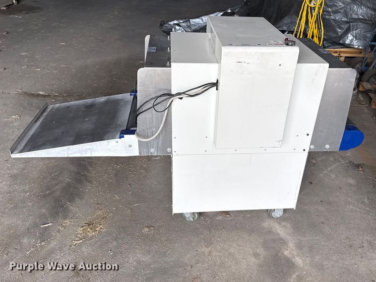 image for item DZ5454 Autoclear  5333ME security x-ray machine