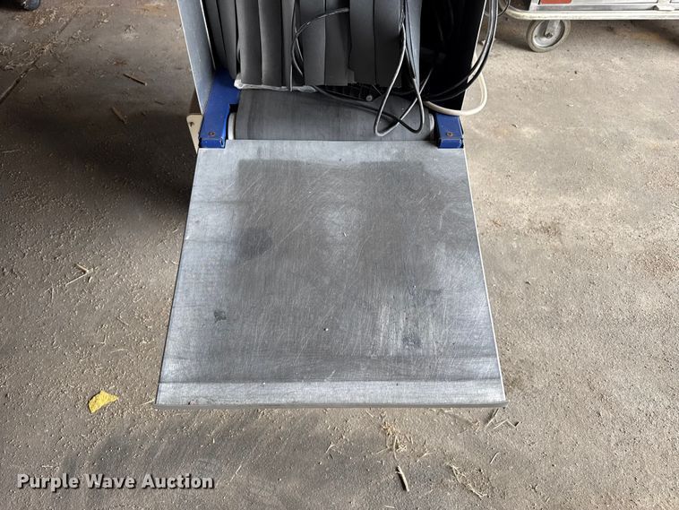 image for item DZ5454 Autoclear  5333ME security x-ray machine
