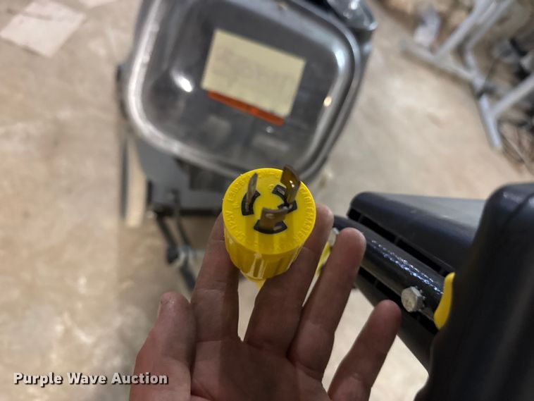 image for item DZ5456 Cleaning equipment