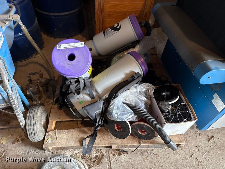 image for item DZ5456 Cleaning equipment
