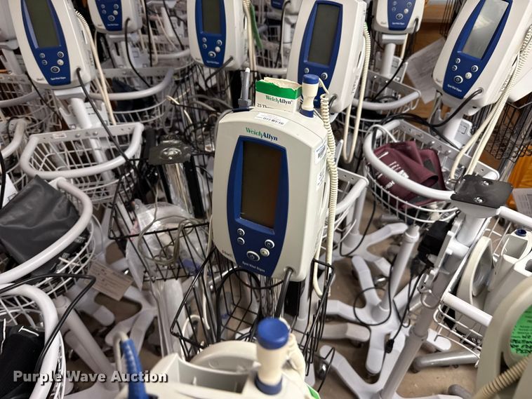 image for item DZ5458 (43) Welch Allyn spot vital machines