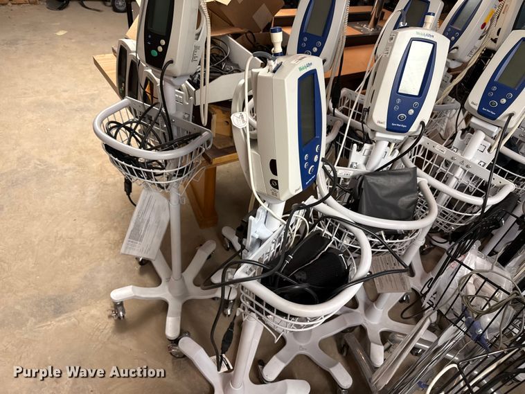 image for item DZ5458 (43) Welch Allyn spot vital machines