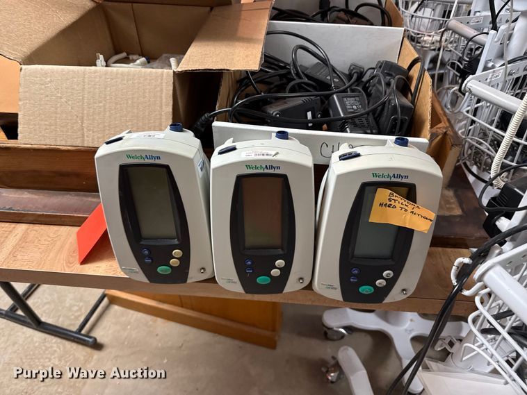 image for item DZ5458 (43) Welch Allyn spot vital machines