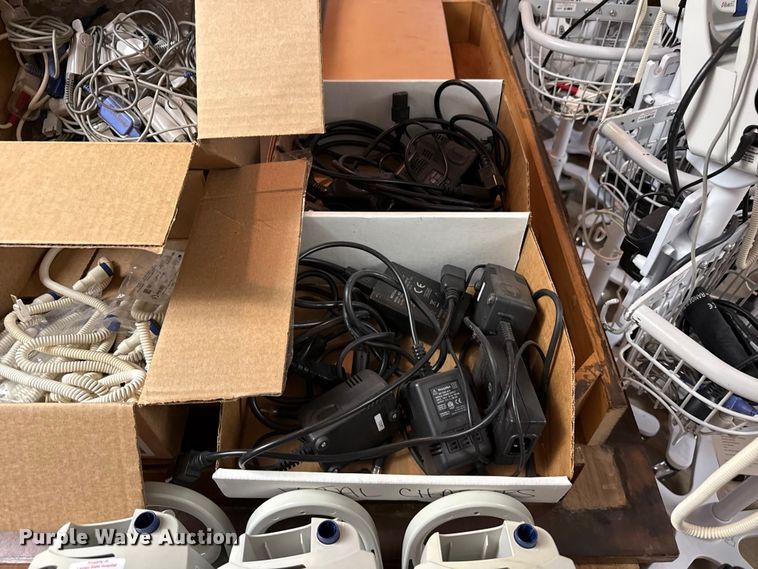 image for item DZ5458 (43) Welch Allyn spot vital machines