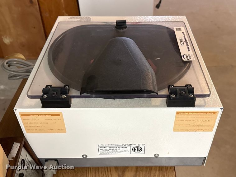 image for item DZ5461 The Drucker group horizon premium centrifuge