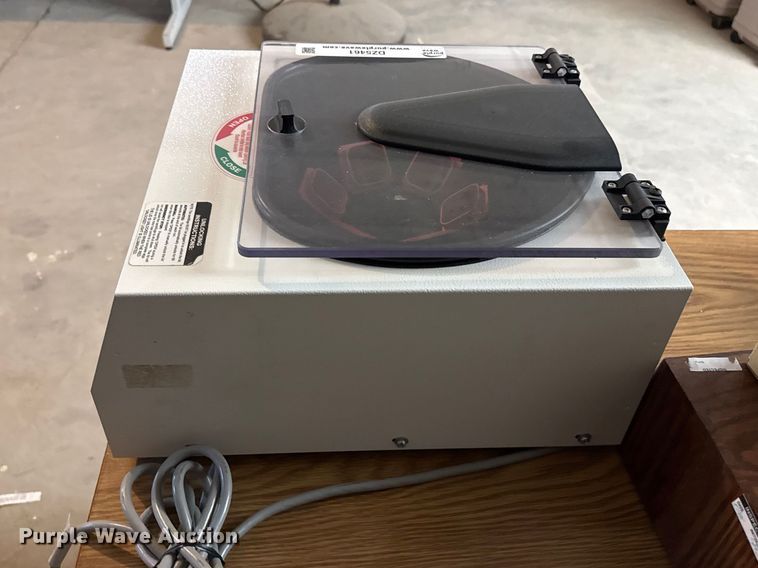 image for item DZ5461 The Drucker group horizon premium centrifuge