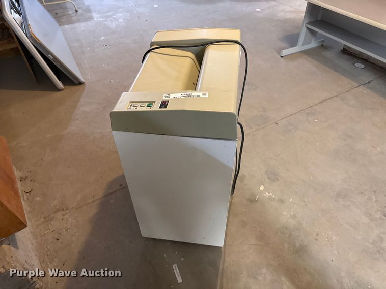 image for item DZ5462 Office equipment