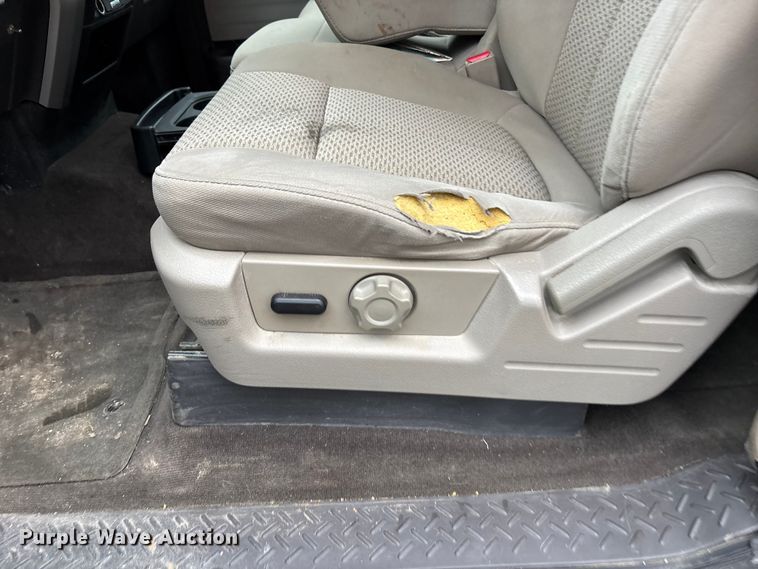 image for item EA4804 2010 Ford F150 Ext. Cab pickup truck