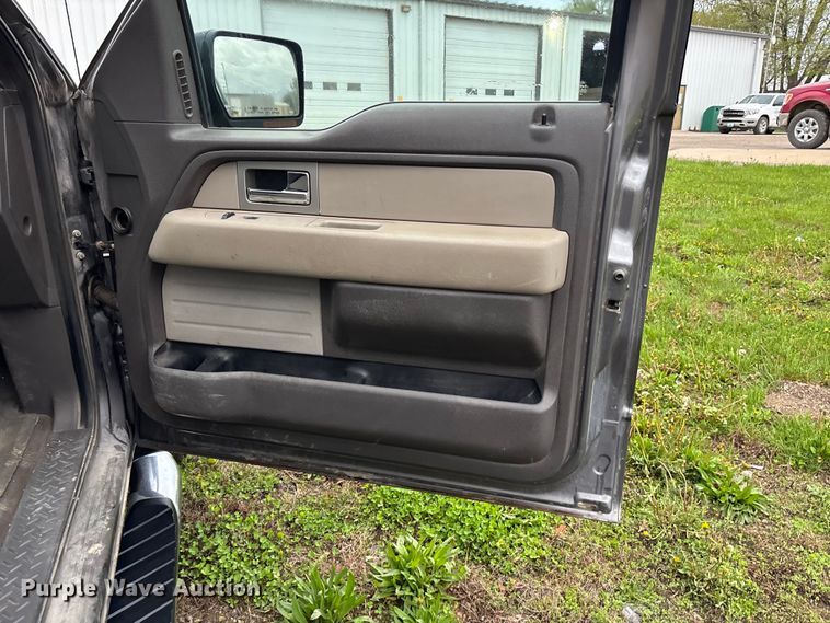 image for item EA4804 2010 Ford F150 Ext. Cab pickup truck