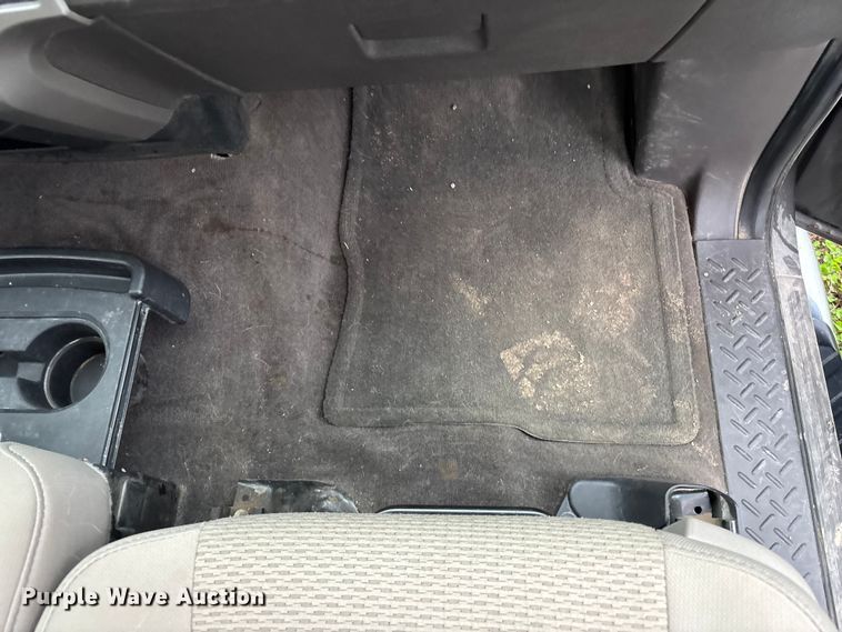 image for item EA4804 2010 Ford F150 Ext. Cab pickup truck