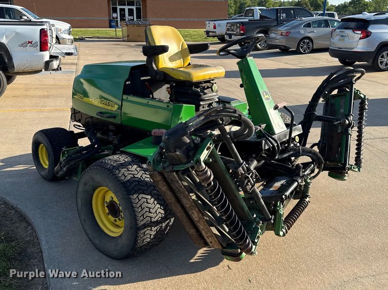 image for item EC4578 John Deere 3225B gang mower reel mower