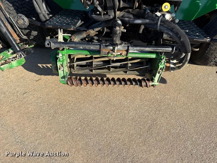 image for item EC4578 John Deere 3225B gang mower reel mower