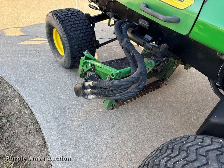 image for item EC4578 John Deere 3225B gang mower reel mower
