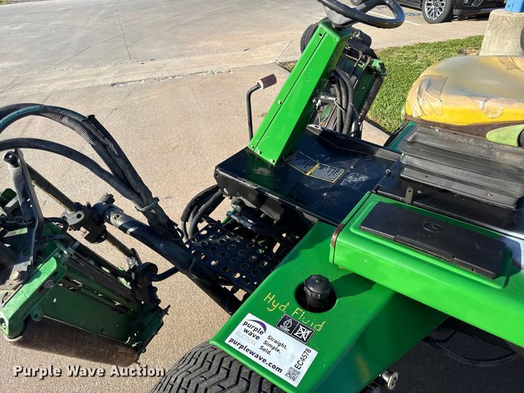 image for item EC4578 John Deere 3225B gang mower reel mower