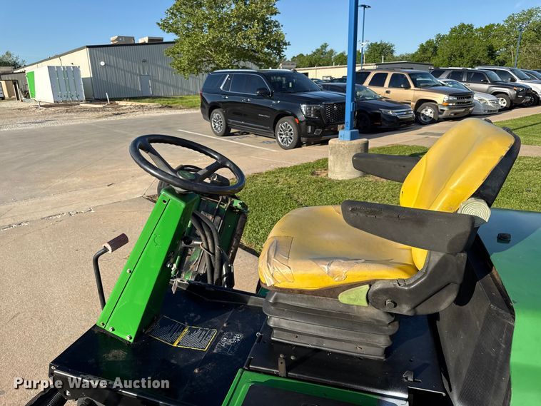 image for item EC4578 John Deere 3225B gang mower reel mower