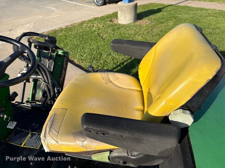 image for item EC4578 John Deere 3225B gang mower reel mower