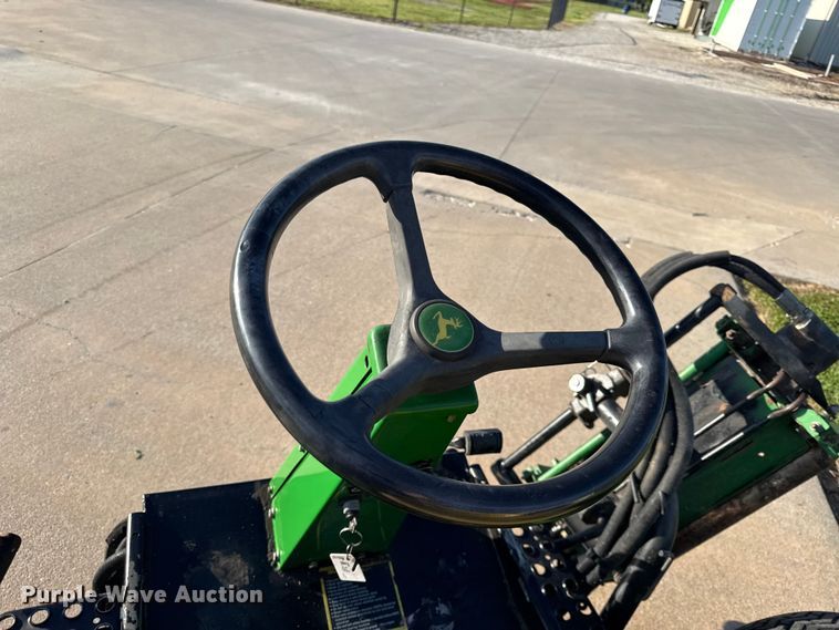 image for item EC4578 John Deere 3225B gang mower reel mower