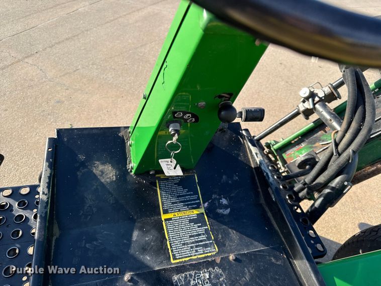 image for item EC4578 John Deere 3225B gang mower reel mower