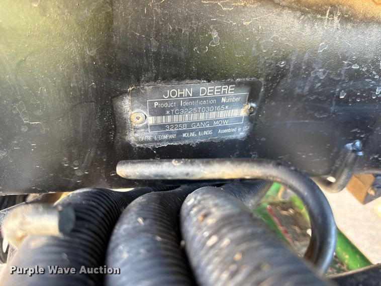 image for item EC4578 John Deere 3225B gang mower reel mower