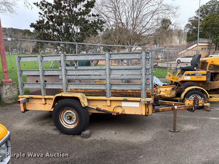 image for item EC8268 1991 Tiger line F3H7010 tilt deck utility trailer