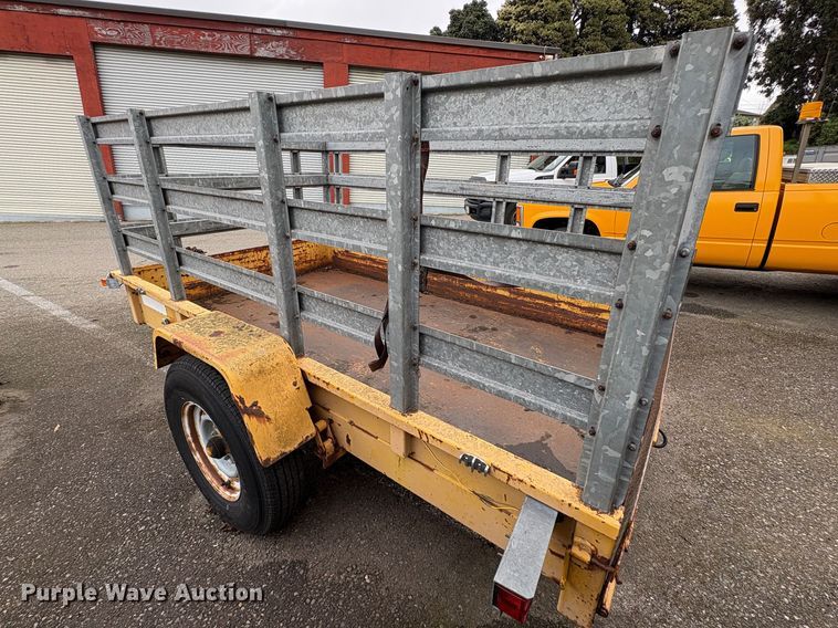 image for item EC8268 1991 Tiger line F3H7010 tilt deck utility trailer