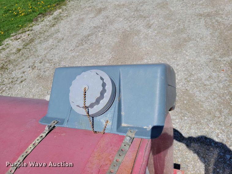 image for item EE0945 Tank