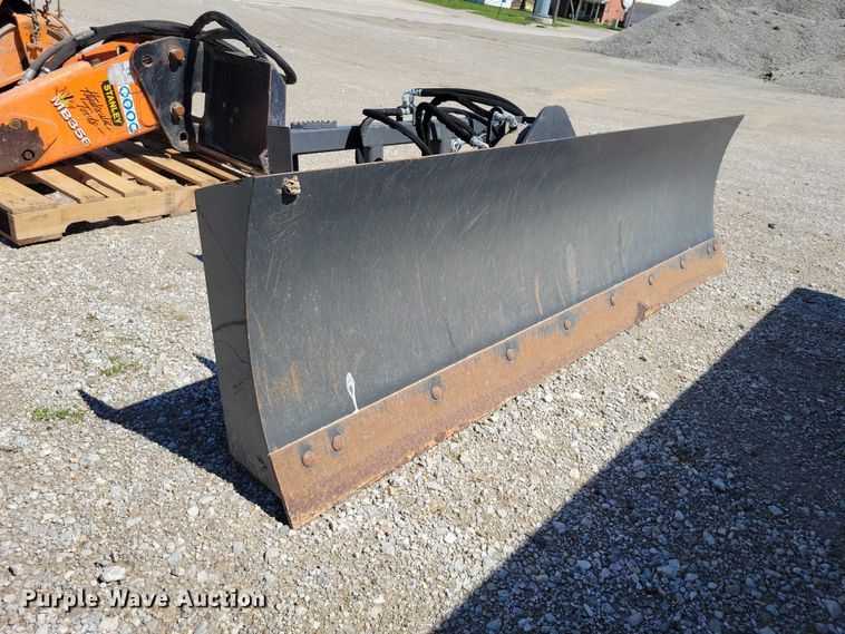 image for item EE0948 Lackender skid steer dozer blade