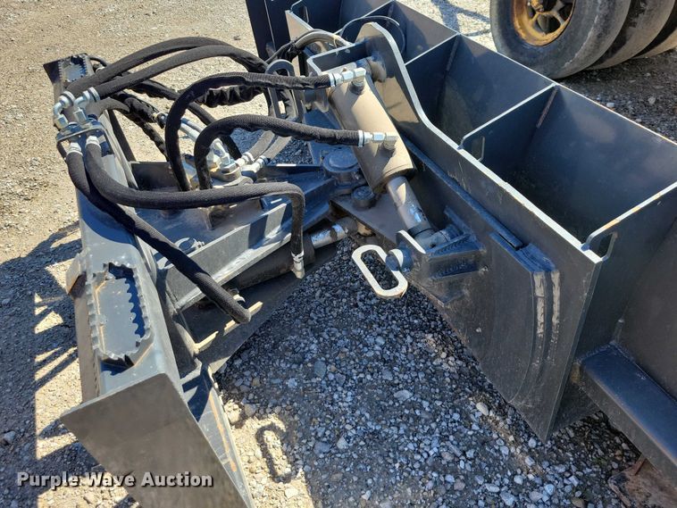 image for item EE0948 Lackender skid steer dozer blade