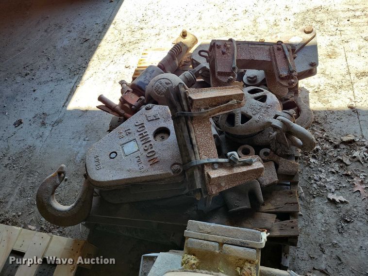 image for item EE0953 Johnson Crane attachments