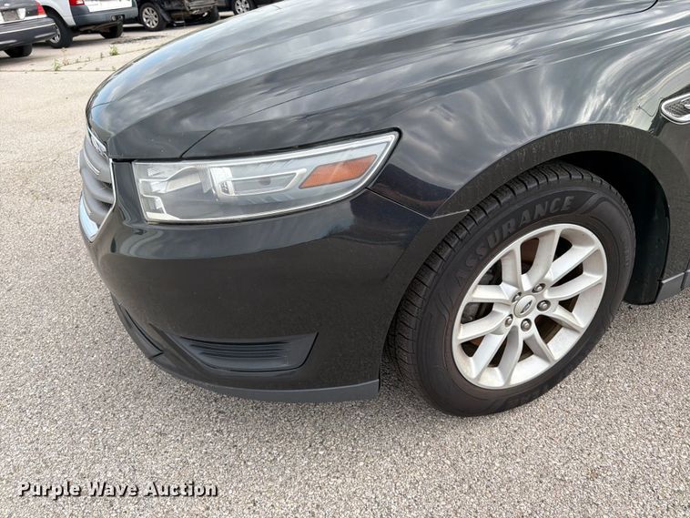 image for item EL0090 2013 Ford Taurus 