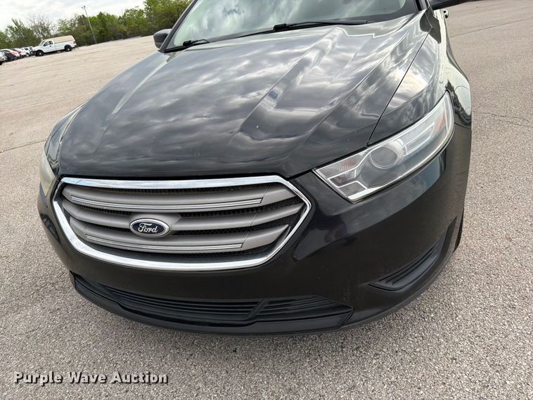 image for item EL0090 2013 Ford Taurus 